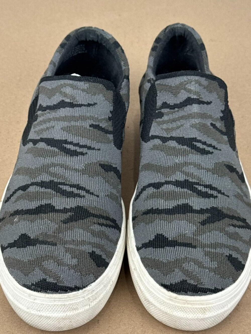 MIA Haley Women's Size 11M Gray Camo Knit Slip-On Sneakers